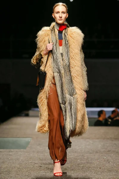 Look 42